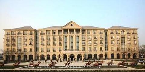 环亚国际实业跌逾21% 拟股份20合1